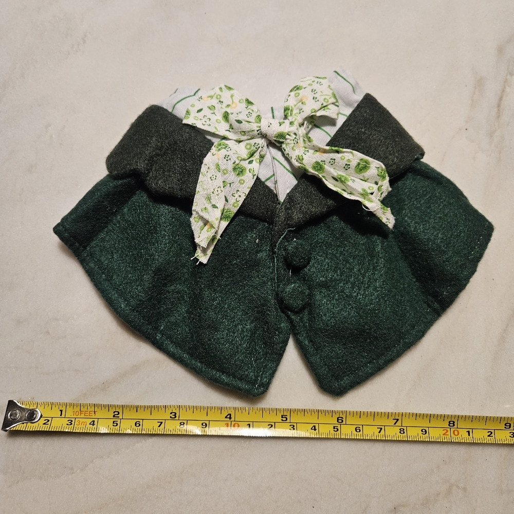 VINTAGE Green, Saint Patrick's Day Doll Vest🌹❤️🙏